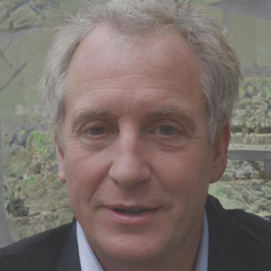 Dr. Michael Schneider - Lernprogramm-Leiter